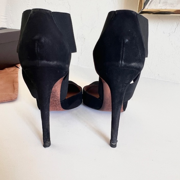 Alaia Black Suede Escarpins  Elastic Cross Strap Stiletto Heels 39.5 with Box - Picture 10 of 16